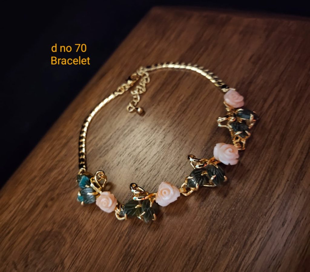 Charming Rose Chain Bracelet