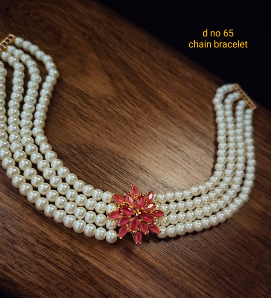 Luxury 4 Row Pearl Chain Bracelet